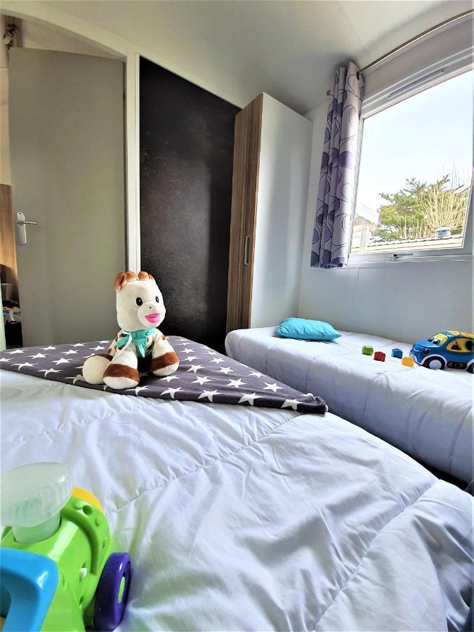 Camping La Plage 圣伊莱尔·德列 外观 照片
